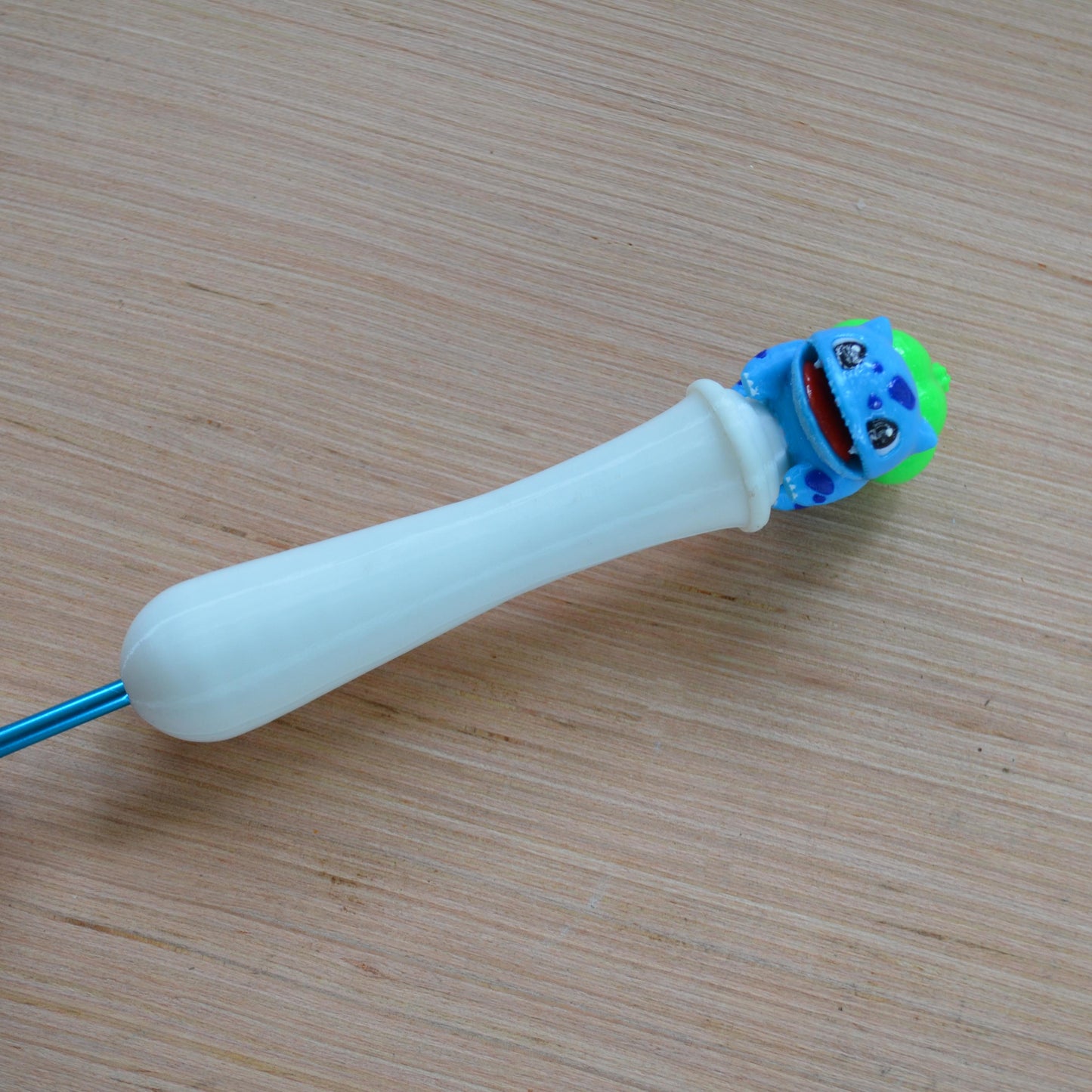 Ergonomic Crochet Hook Handle, Tapered or Inline, Cute Dinosaur, Pain-Relief Crochet Tool for Amigurumi and Plushie Making
