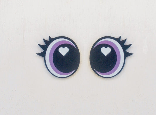 a pair of eyes with a heart in the center