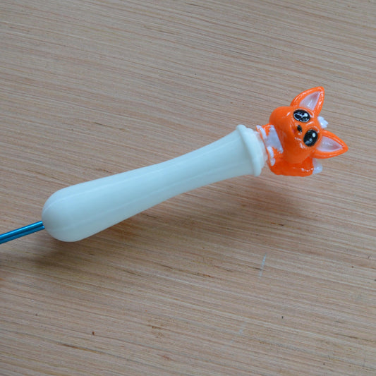 Ergonomic Crochet Hook Handle, Tapered or Inline, Cute Fox, Pain-Relief Crochet Tool for Amigurumi and Plushie Making