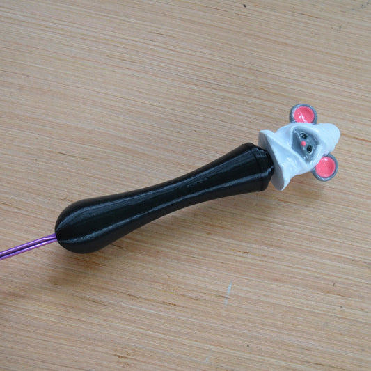 Ergonomic Crochet Hook, Chunky, Handle, Cute, Mouse, Custom Crochet Tool, Tapered or Inline, Hand Pain Relief